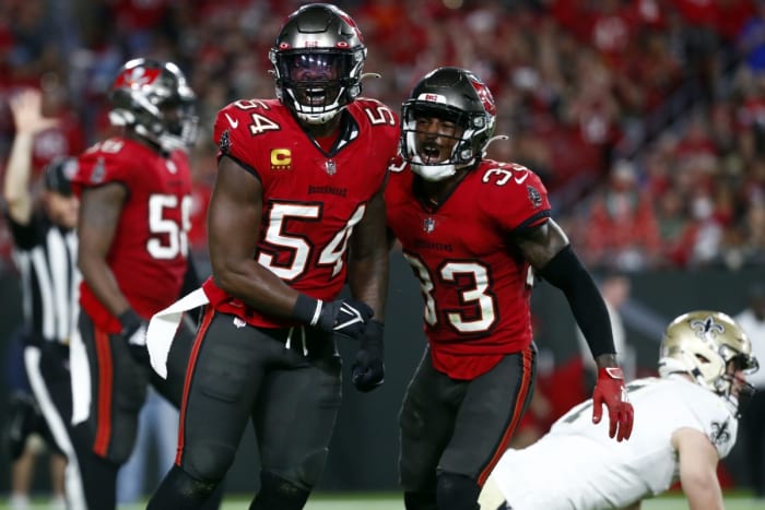Dec 19, 2021; Tampa Bay Buccaneers linebacker Lavonte David (54) celebrates as he sacks New Orleans Saints quarterback Taysom Hill (7). Mandatory Credit: Kim Klement-USA TODAY Sports